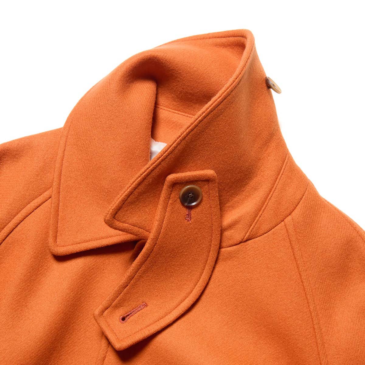 SOPHNET.  / WOOL MELTON SHORT OVERCOAT (Orange) 襟元